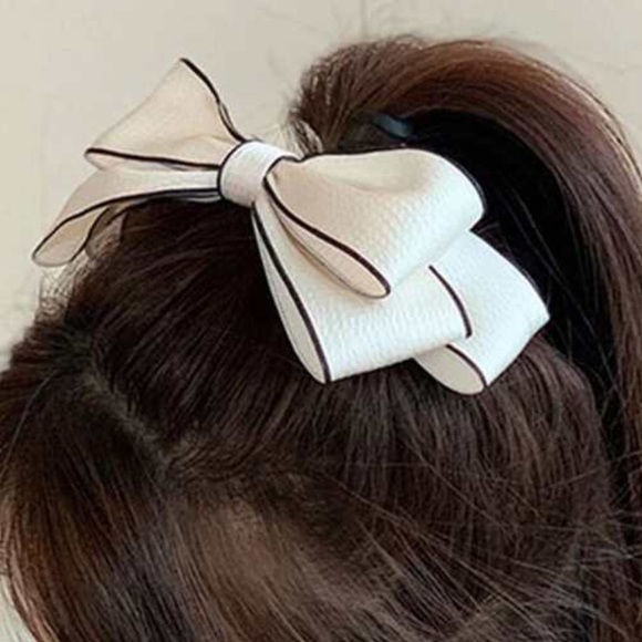 Anthropologie Accessories - White And Black Trim Ribbon Bow Hair Clip